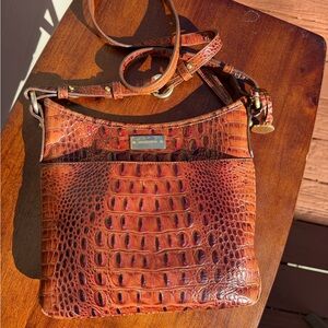 Brahmin Melbourne Croc Embossed Leather Crossbody Bag Pecan Brown Shoulder Bag